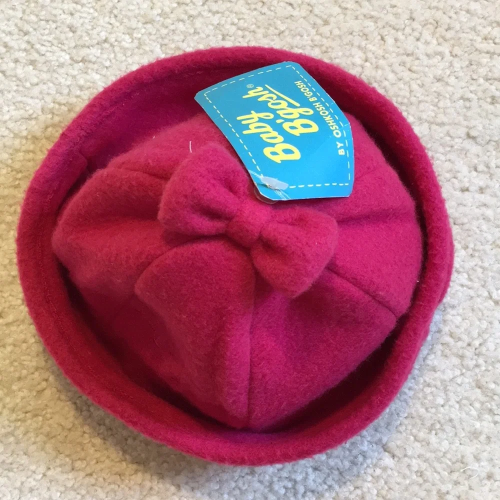 NWT Oshkosh fleece hat